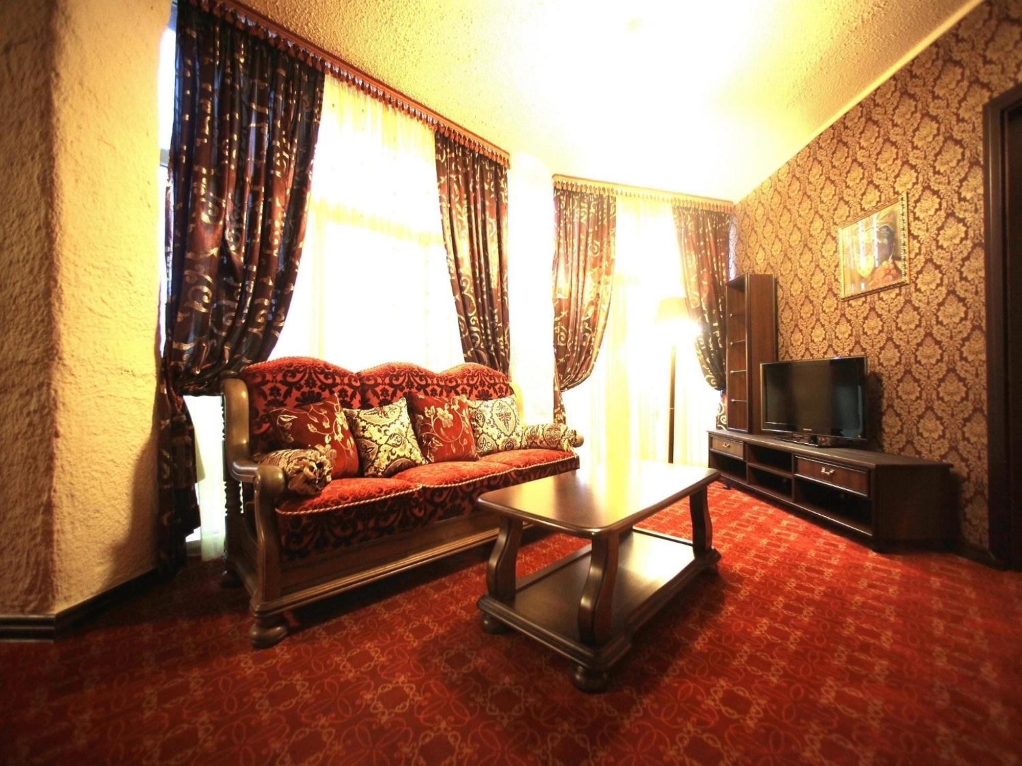 Hotel Kilikiya Ujhorod Cameră foto